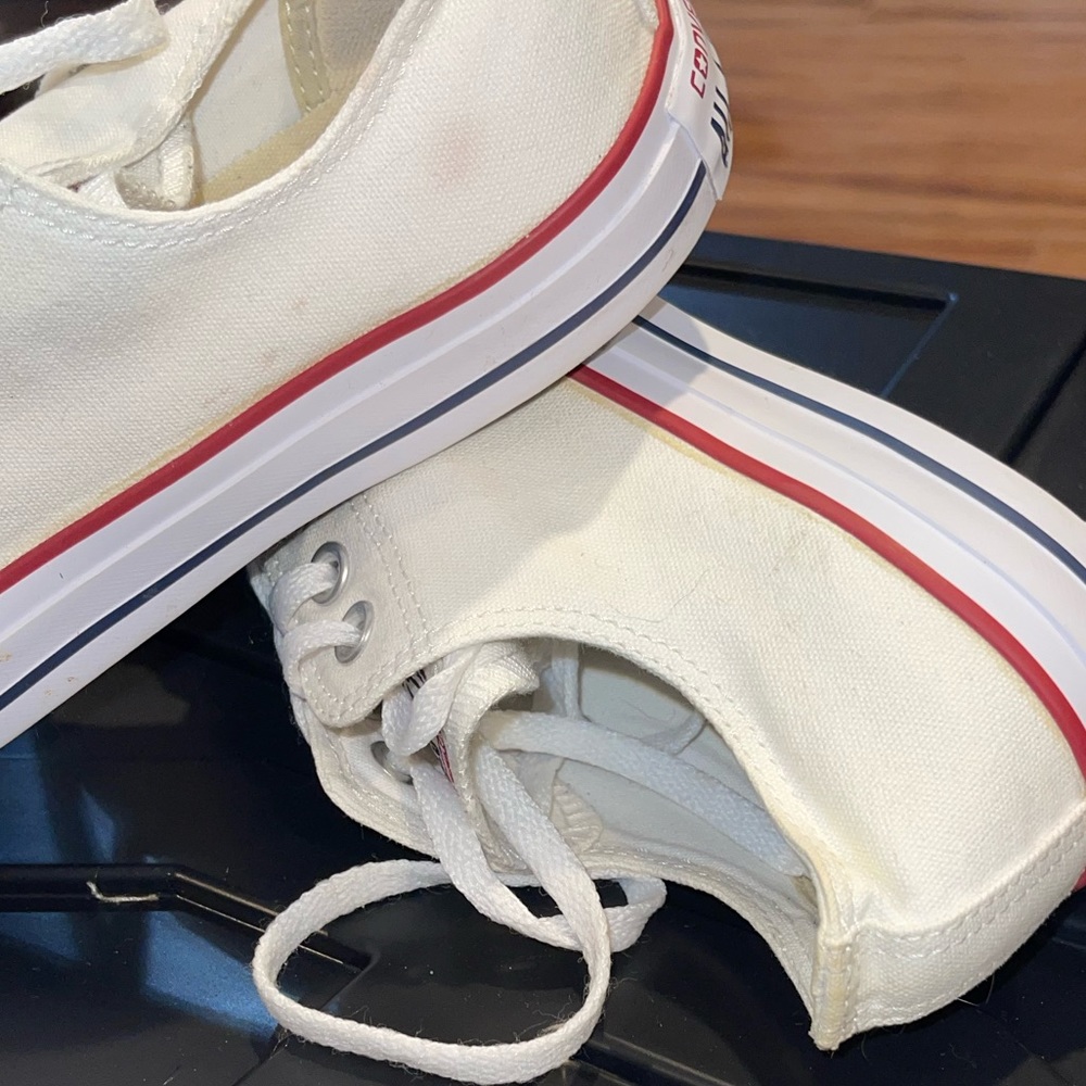 🌹🌸 Converse All‎ Stars tennis shoes white canvas unisex women sz 11, men’s… - Picture 12 of 12